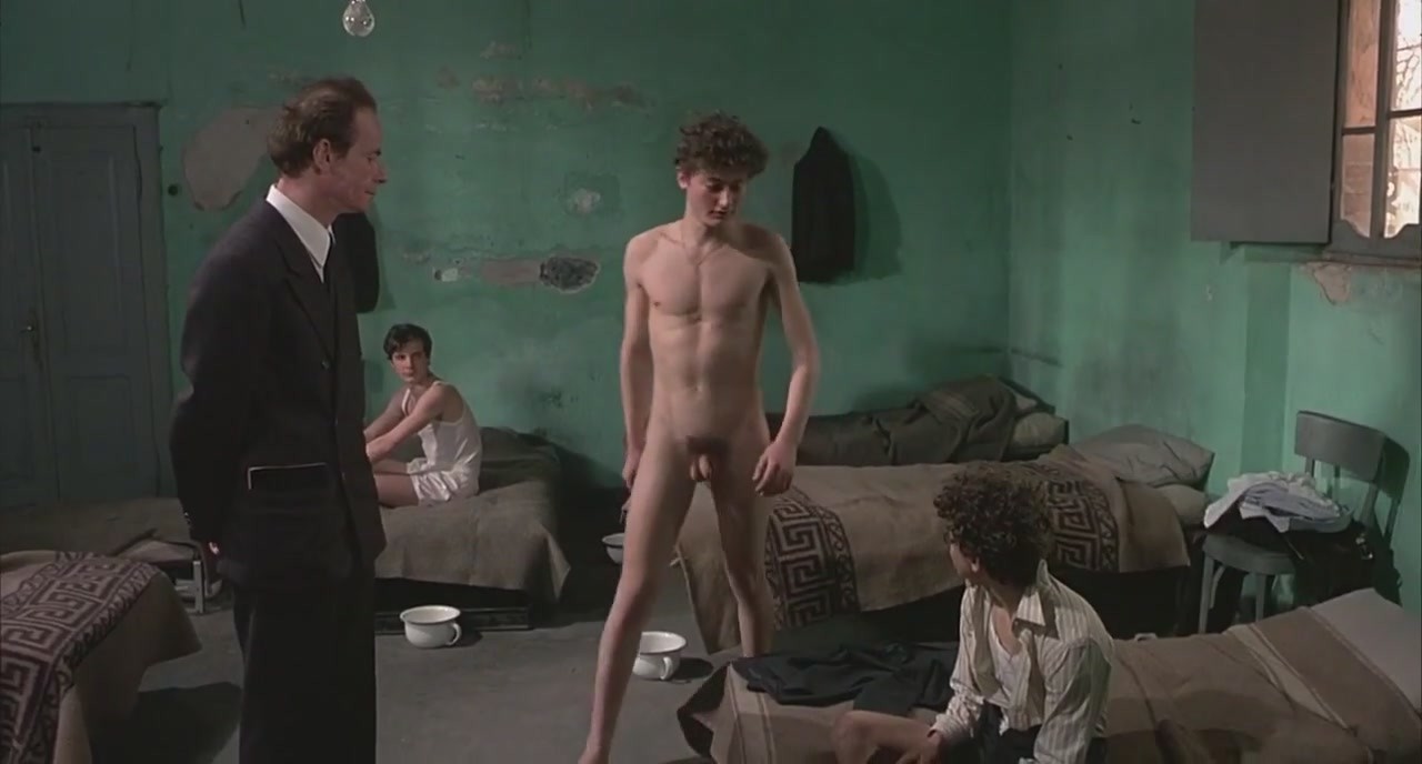 голые парни в фильмах вк фото 96