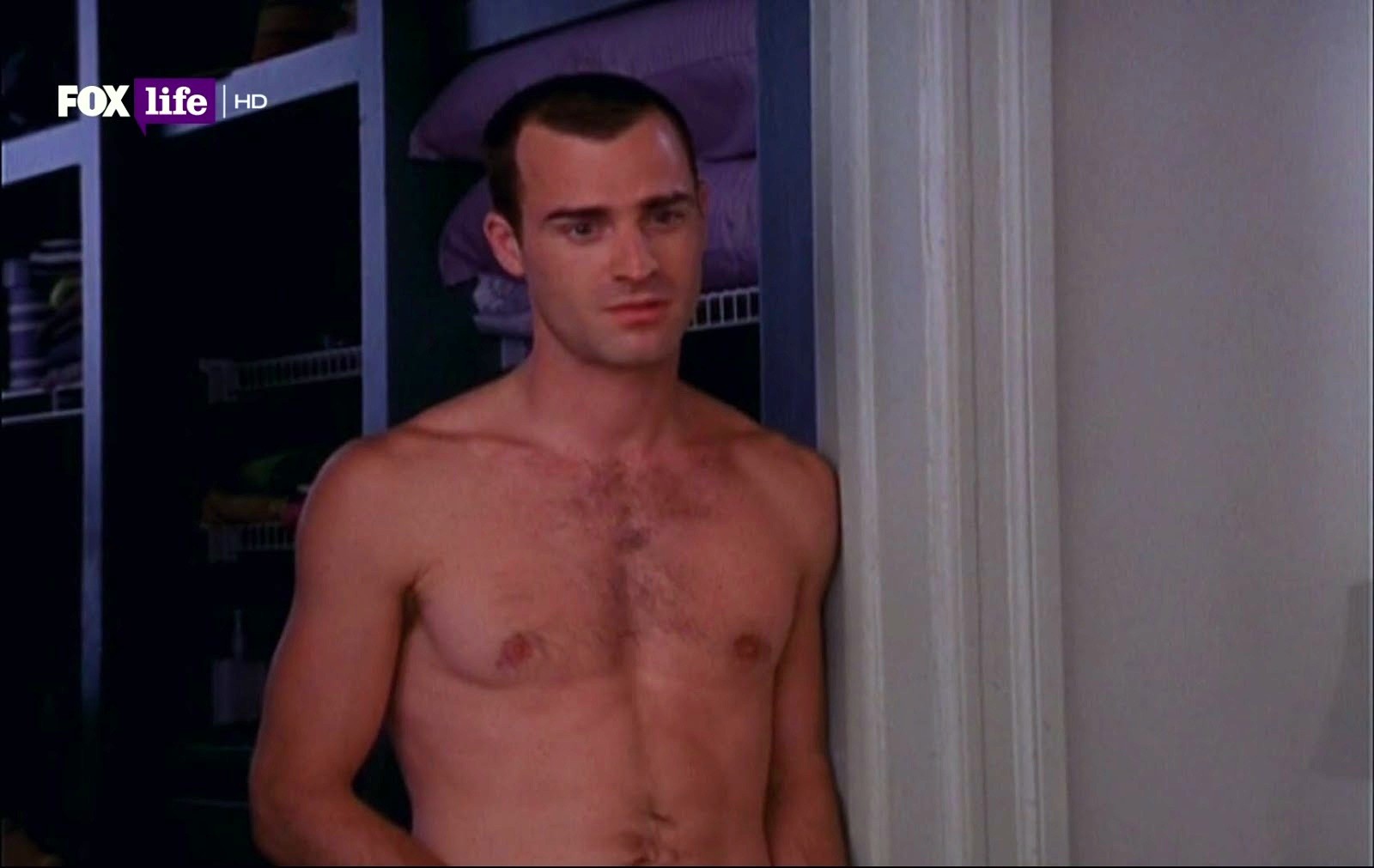 Justin theroux shirtless