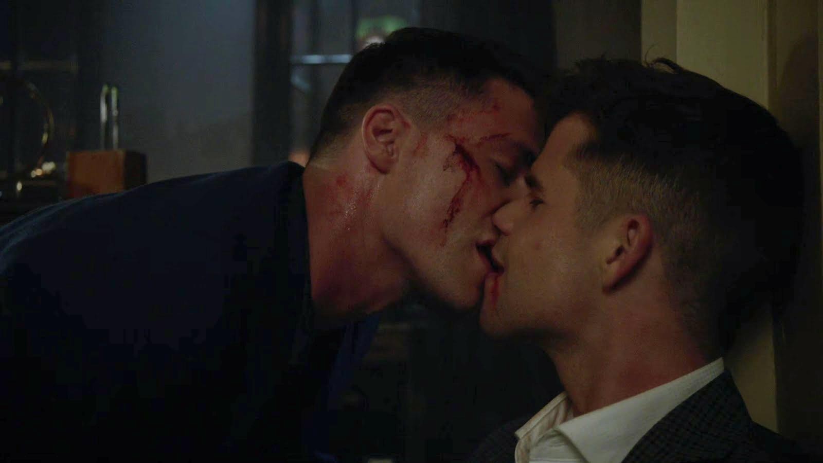 Colton haynes threesome